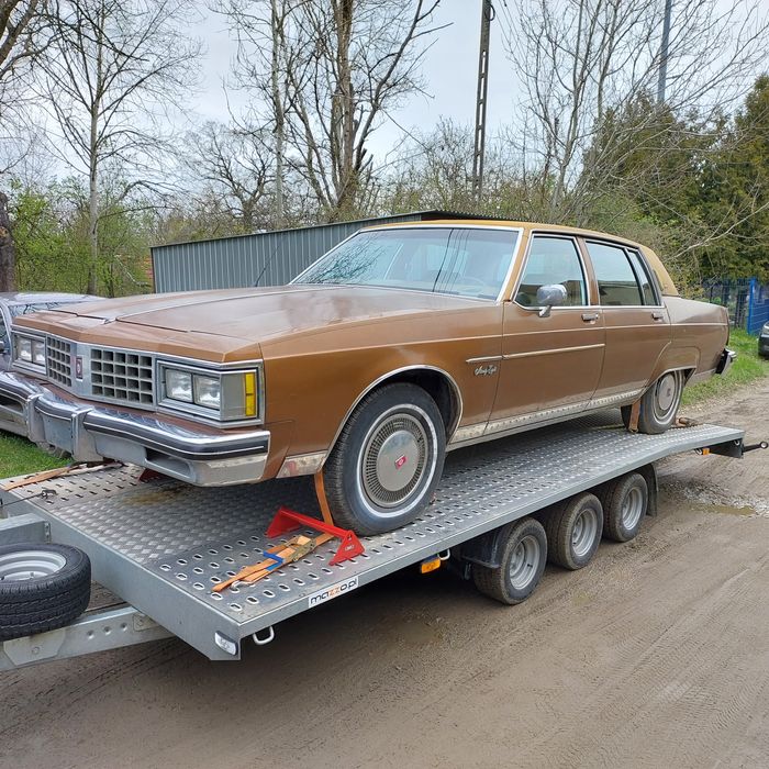 Oldsmobile 98 Ninety Eight Regency 5.7 V8 klasyk opinia Biała Karta