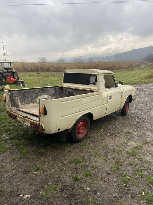 Іж 2715  в гарному стані не гнилий
