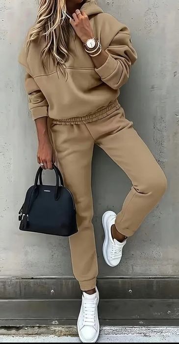 Komplet dresowy damski ocieplany rozmiar 46