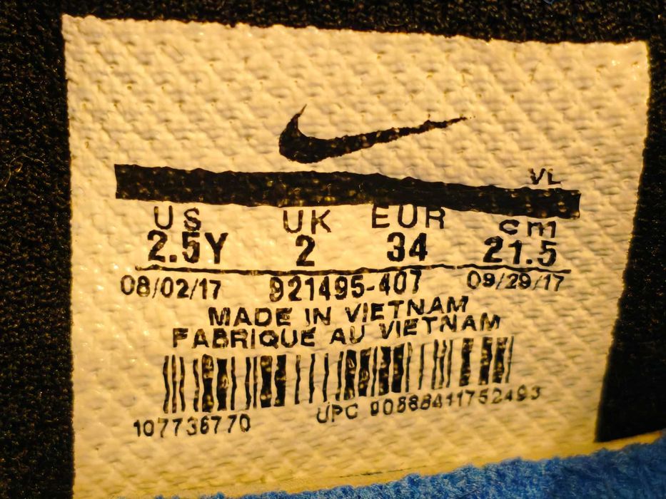 Футзалки Nike Mercurial оригинал размер- 34 стелька-21,5см