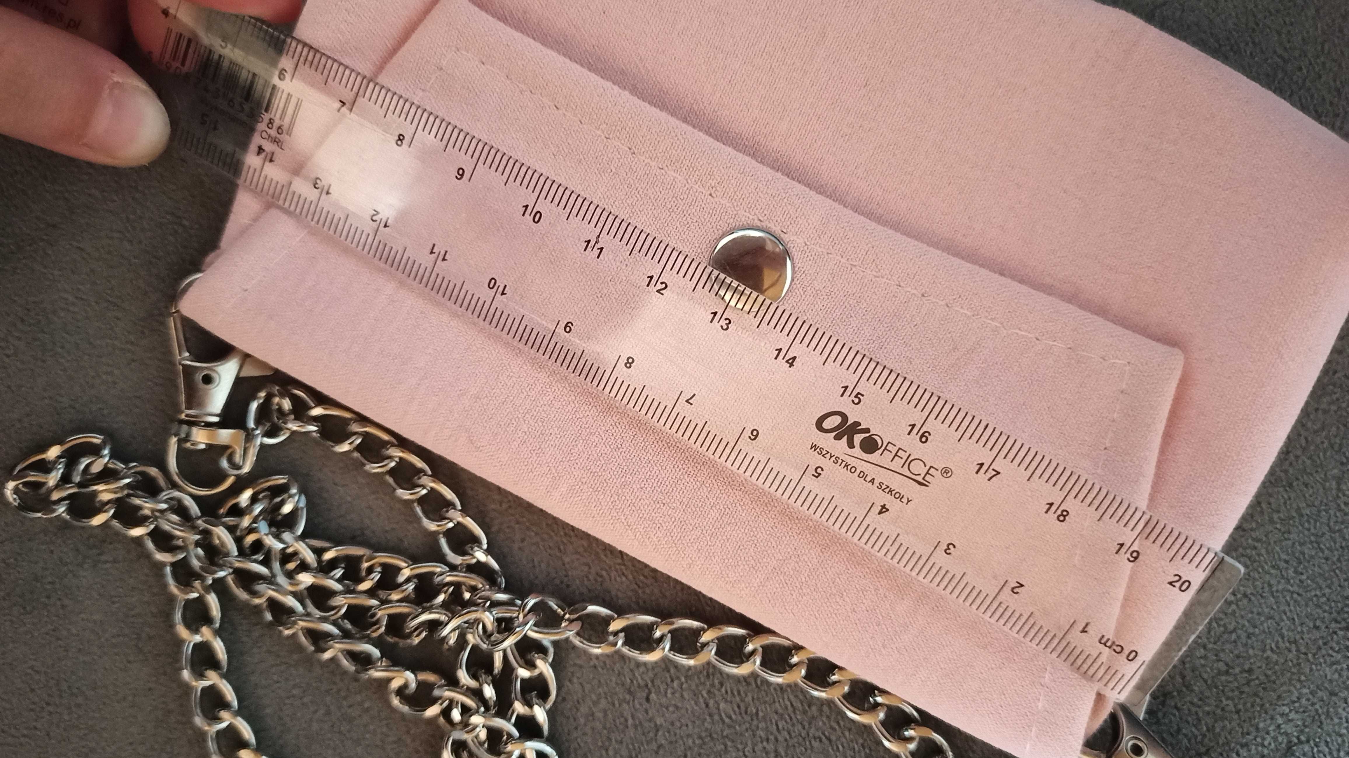 Torebka na łańcuszku dziewczynka 5 6 lat różowa mini koperta elegancka