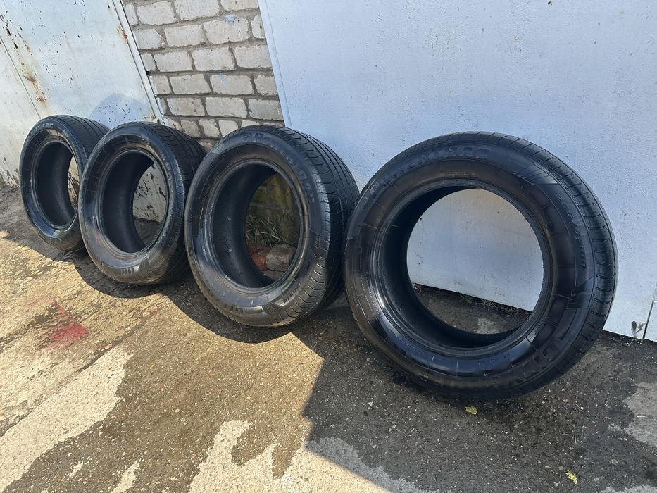 Продам резину 265.60.18 лето