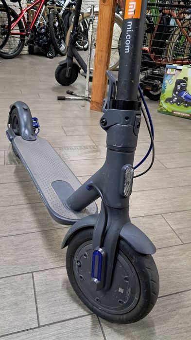 Электросамокат Xiaomi Mi 3 Electric scooter 


Я шукаю...


Електросам