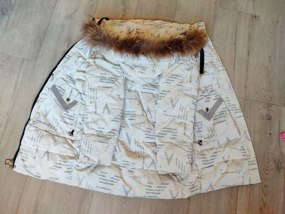 Підліткова зимова куртка, розмір 152 см