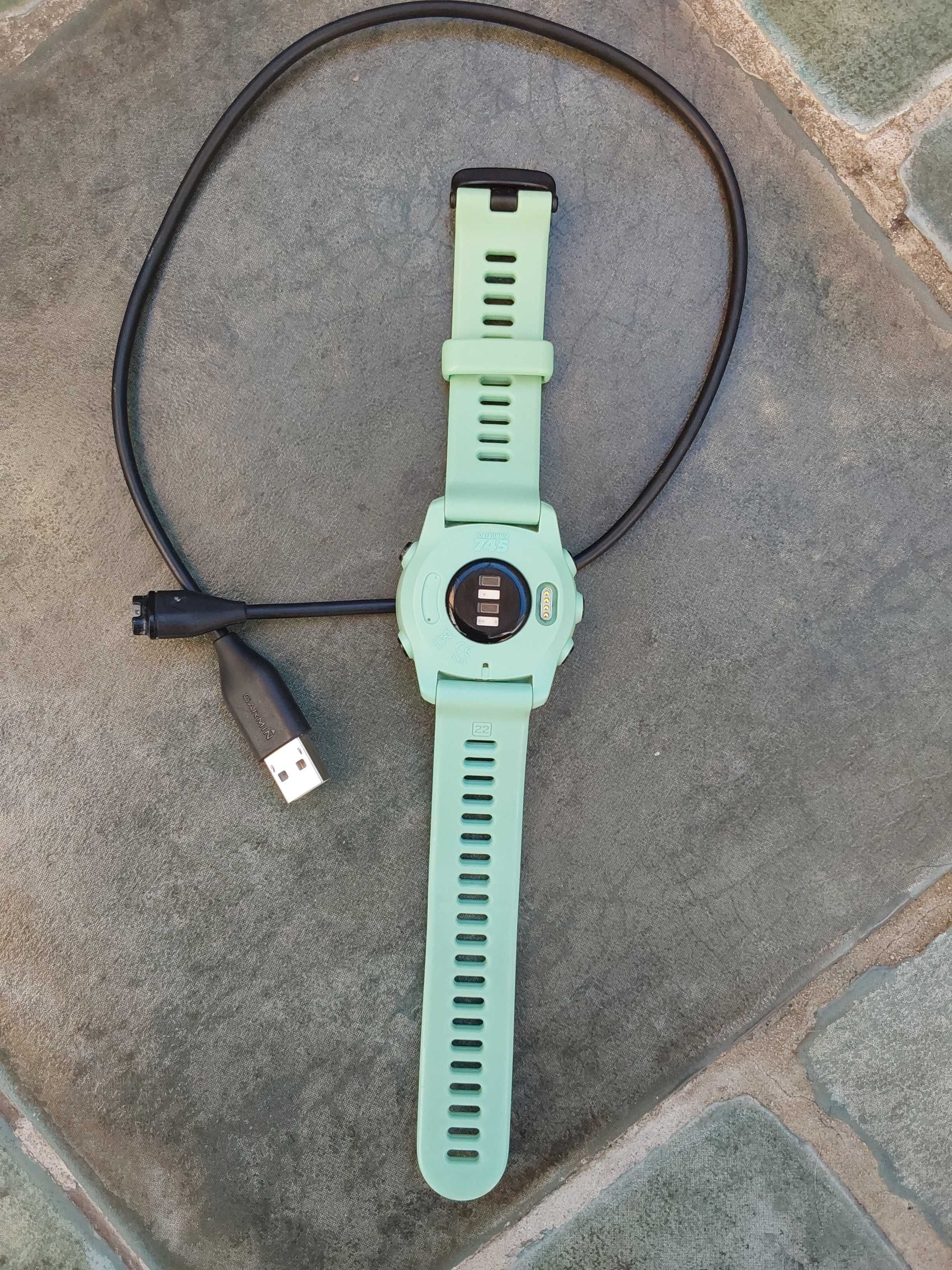 Garmin Forerunner 745 Neo Tropic