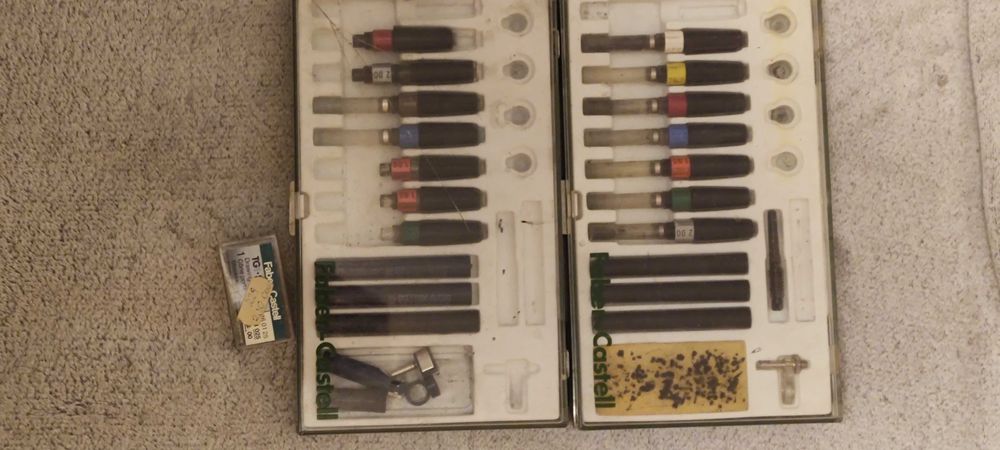 Rapidografy Castell i Staedtler