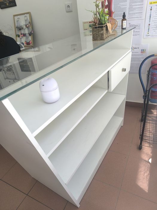 Balcão para uma loja ou um salão
