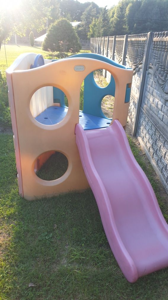 Zjeżdżalnia ogrodowa Little tikes
