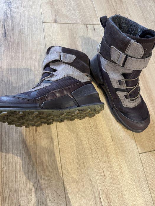 Зимові чоботи доя дівчинки 32р