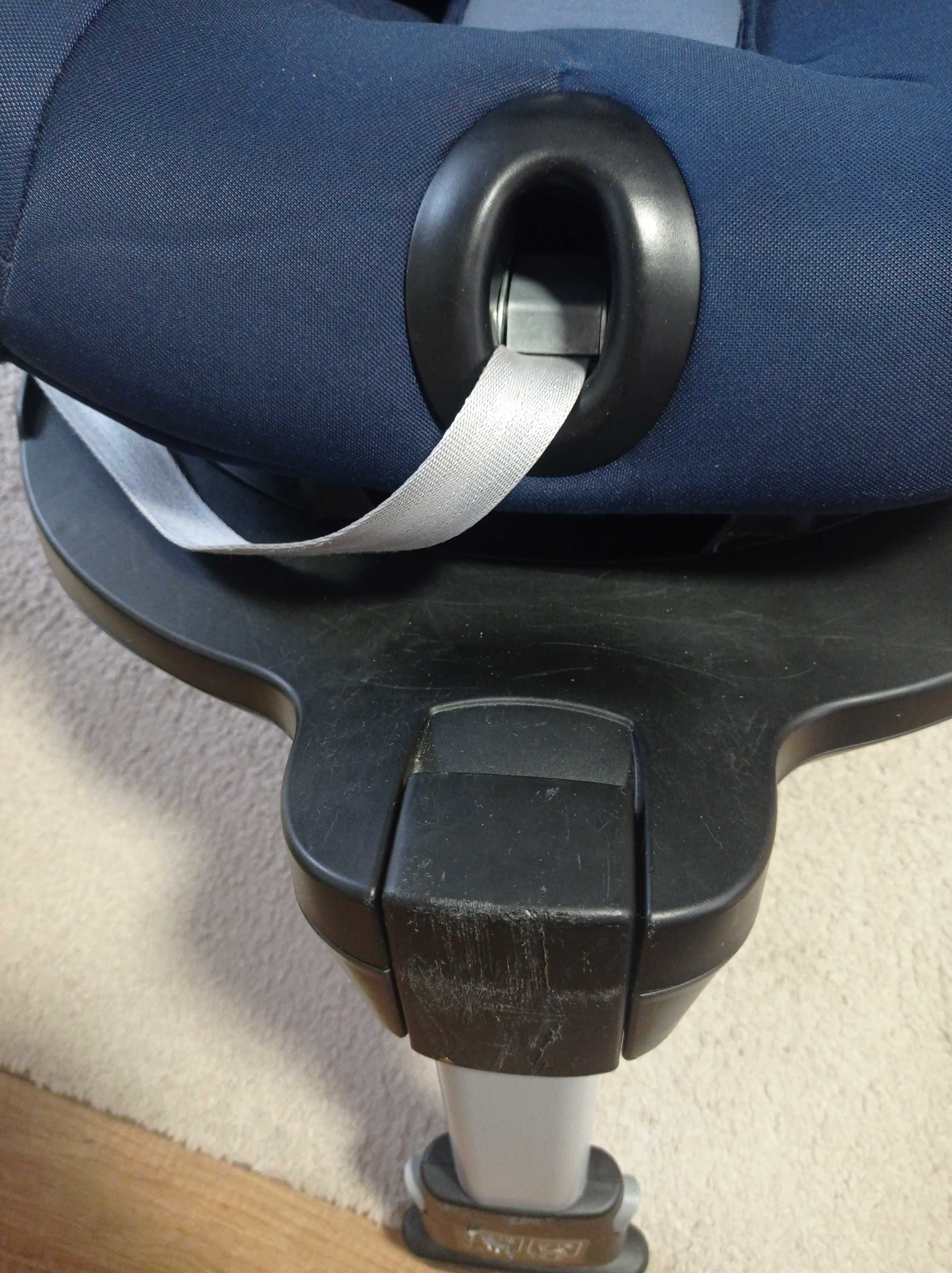 Britax Romer Dualfix M I-Size 0-18 kg Isofix