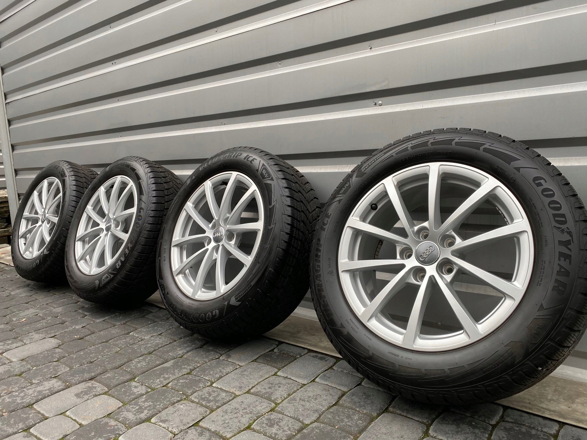 Oryginalne Felgi Audi 17 A3 A4 A5 A6 A8 Q3 Q5 TT