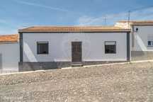 Moradia T4 para venda
