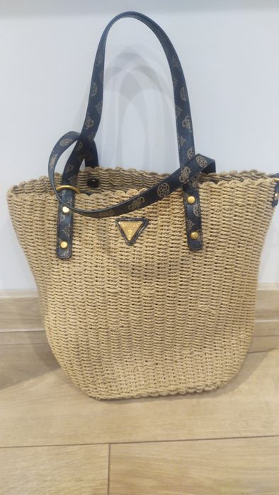 Torebka GUESS z rafii