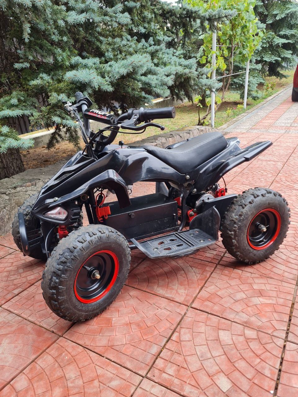Продам дитячий квадроцикл PROFI CROSS GSX-R
