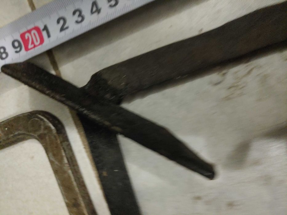 конфорки чугунные и одна алюминиевая