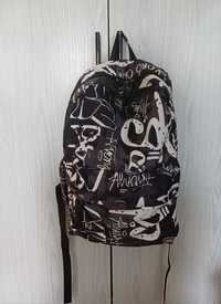 Nowy plecak jednokomorowy z wzorem graffiti