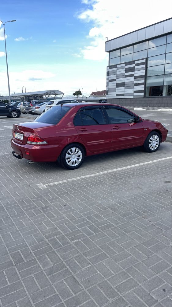 Mitsubishi Lancer 9 1.6 Як нова