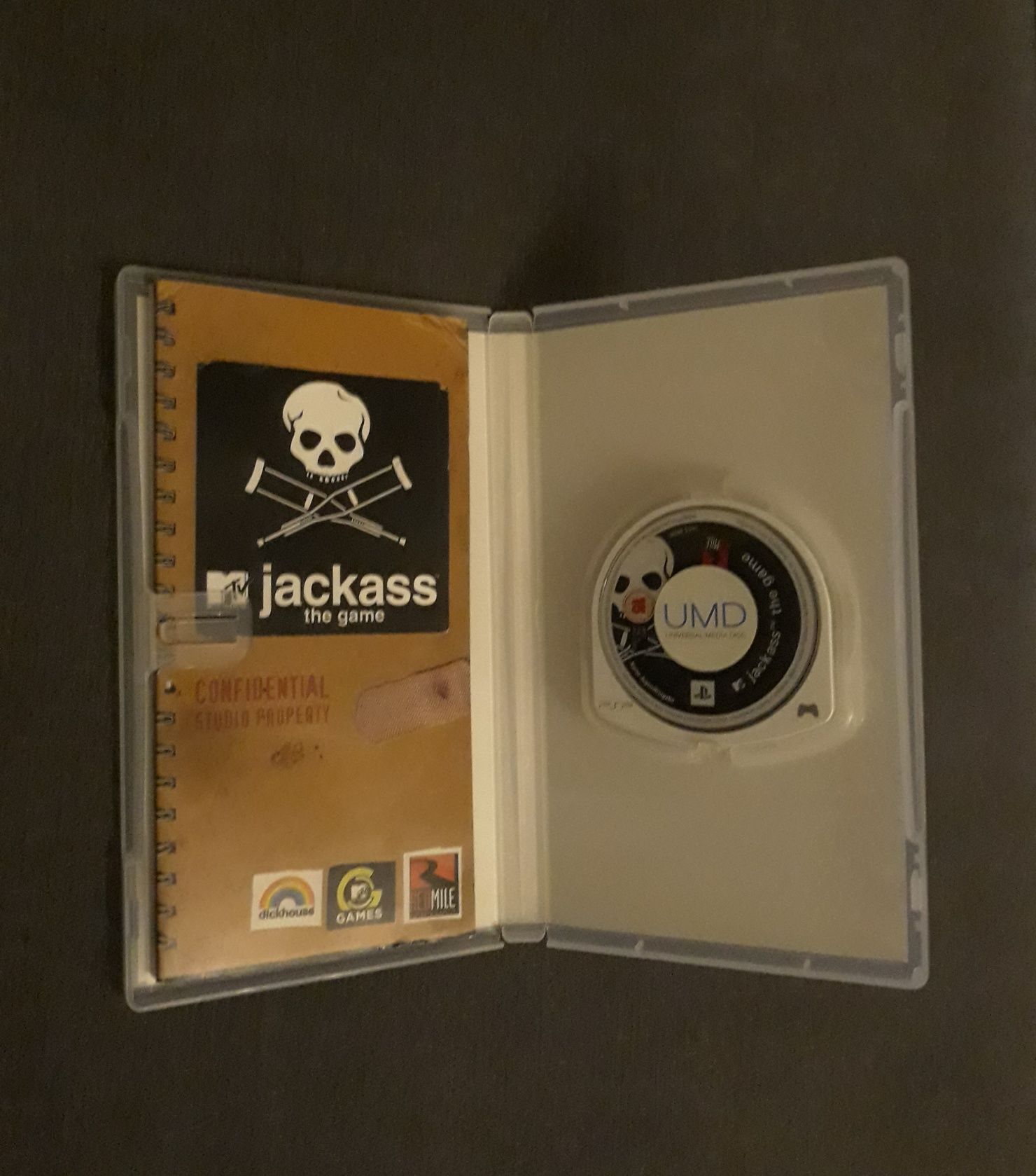 Jogo PSP Jackass the game.