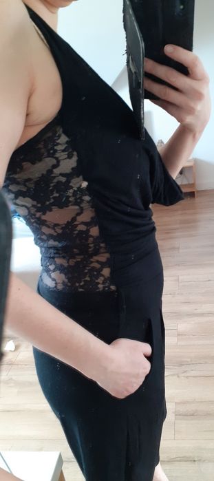 Damski kombinezon z koronką i odkrytymi plecami 36