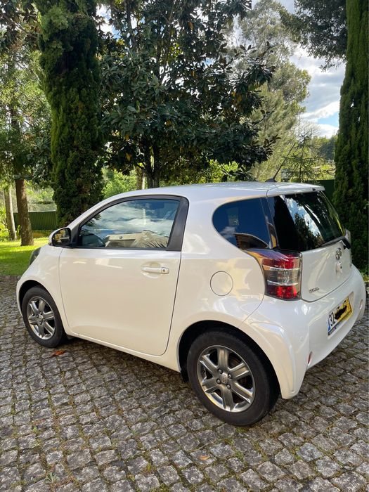 Toyota IQ2 1.0 VVTI Caixa Automática