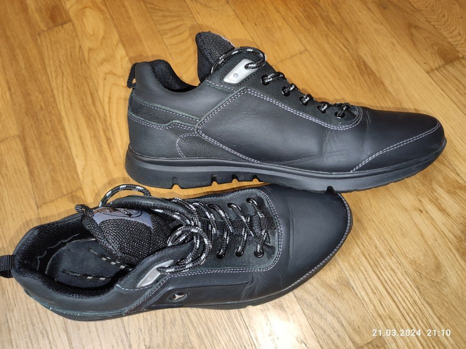 Черевики кросівки підліткові демісезонні 40р.