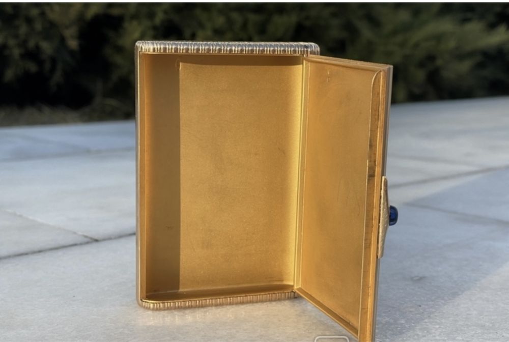 Антикварная вещь, золотая , проба 560.