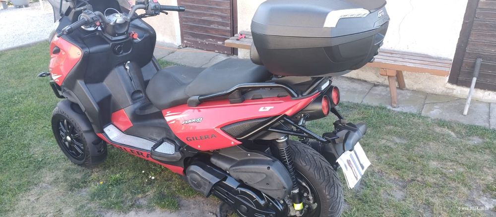 Motocykl Piaggio MP3 LT500