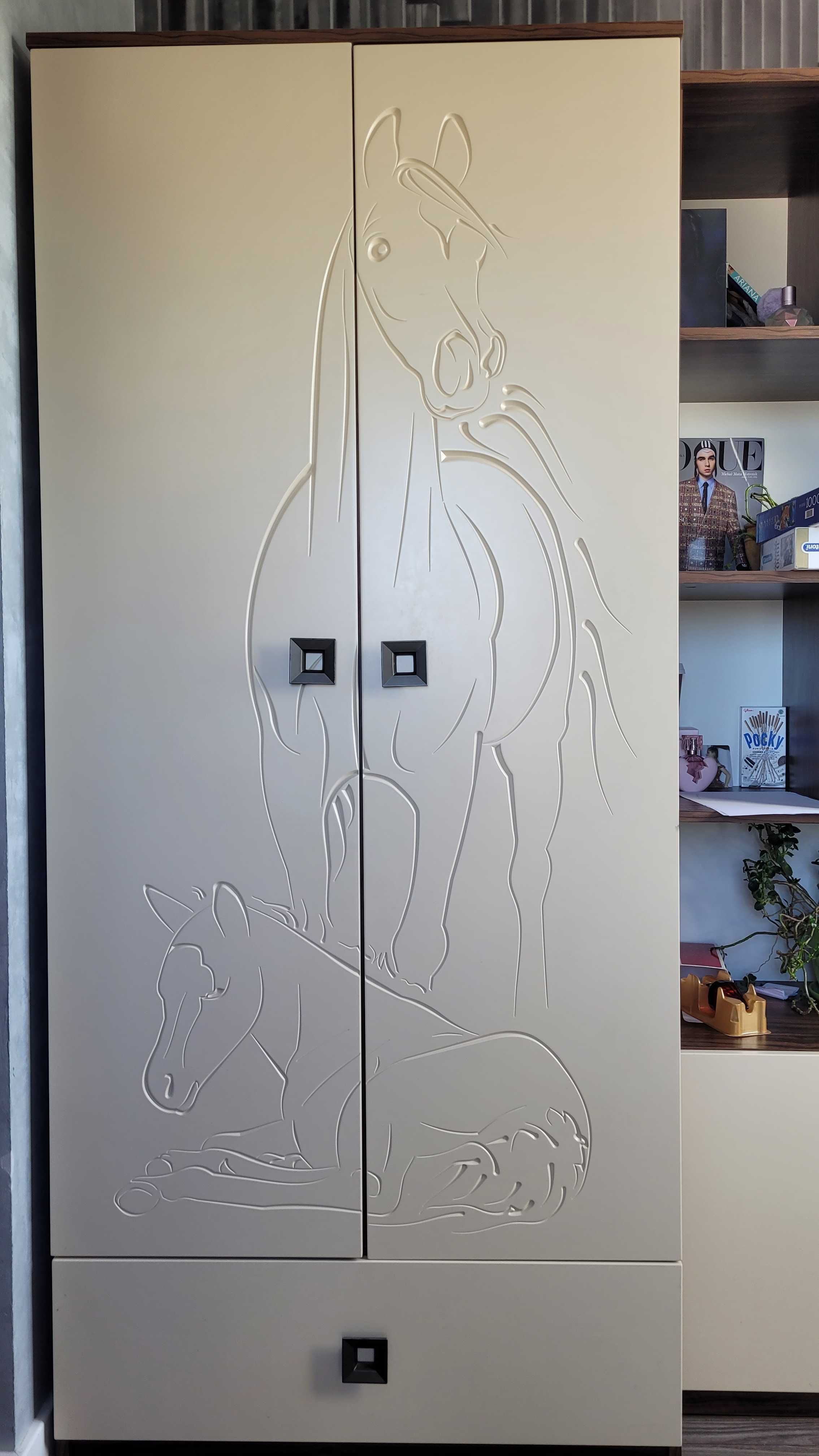 Szafa Baggi Design Horses Olive dwudrzwiowa, świetna jakość!