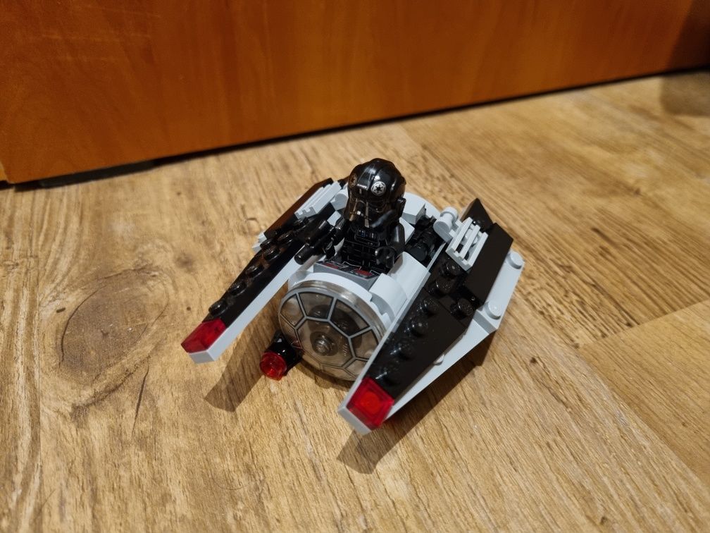 LEGO Star Wars 75161 TIE Striker Microfighter (100% kompletny)