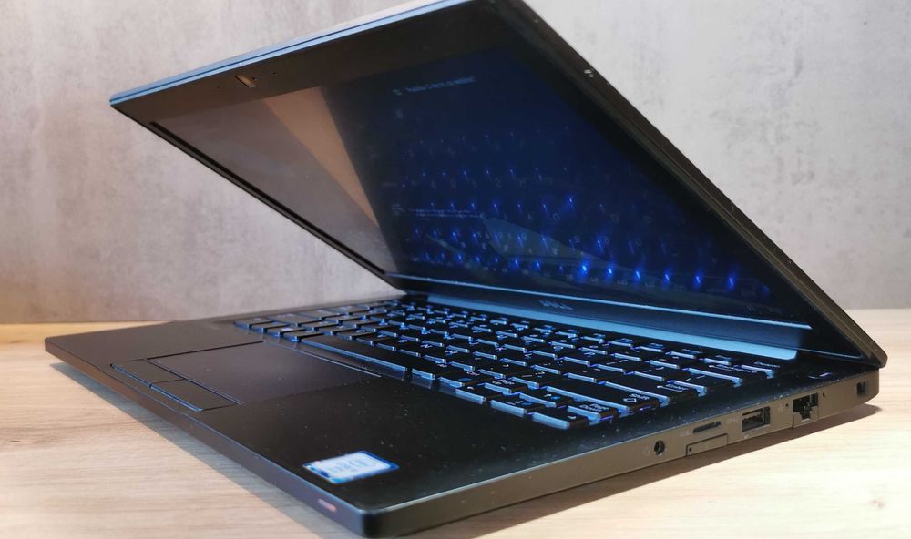 Dell Latitude 7280 i5-6300u\12"FHD \8GB RAM\256GB\W10 Pro #01