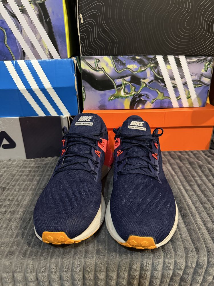 Чоловічі бігові кросівки Nike Air Zoom Structure 22 46(30см) оригінал