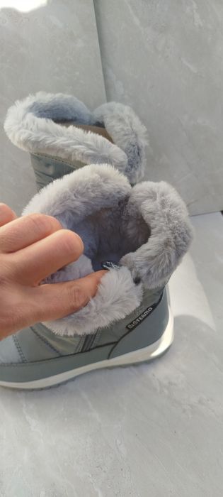 Зимние сапожки для девочки 33 размер