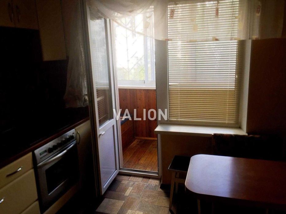 Продаж 2-кімн. квартири євроремонт, вул. Ревуцького, метро Харківська