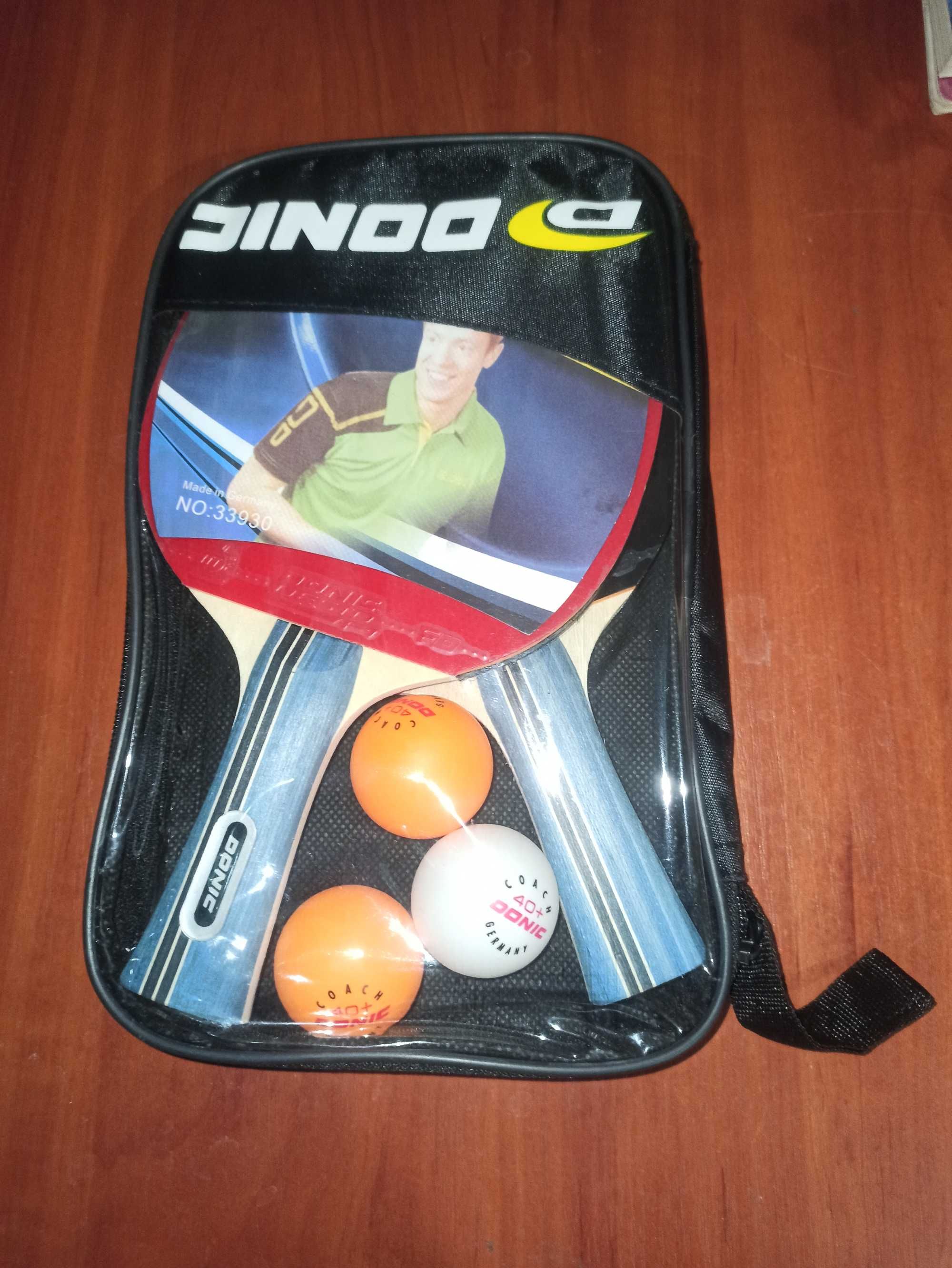 Новый набор для настольного тенниса. 2 ракетки+3 мячика