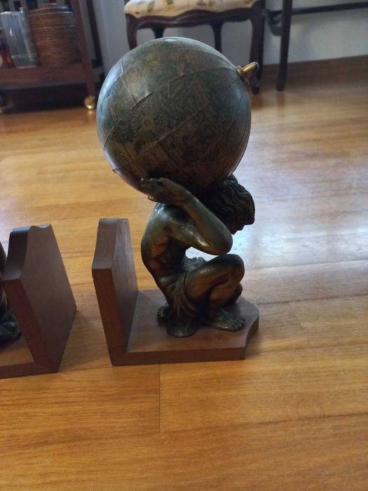 2 suporte livros globo