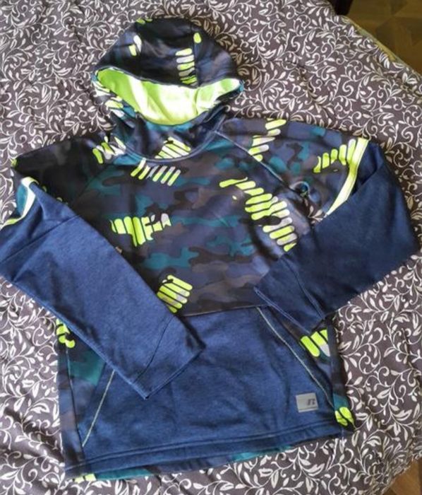 Для подростка в школу светится