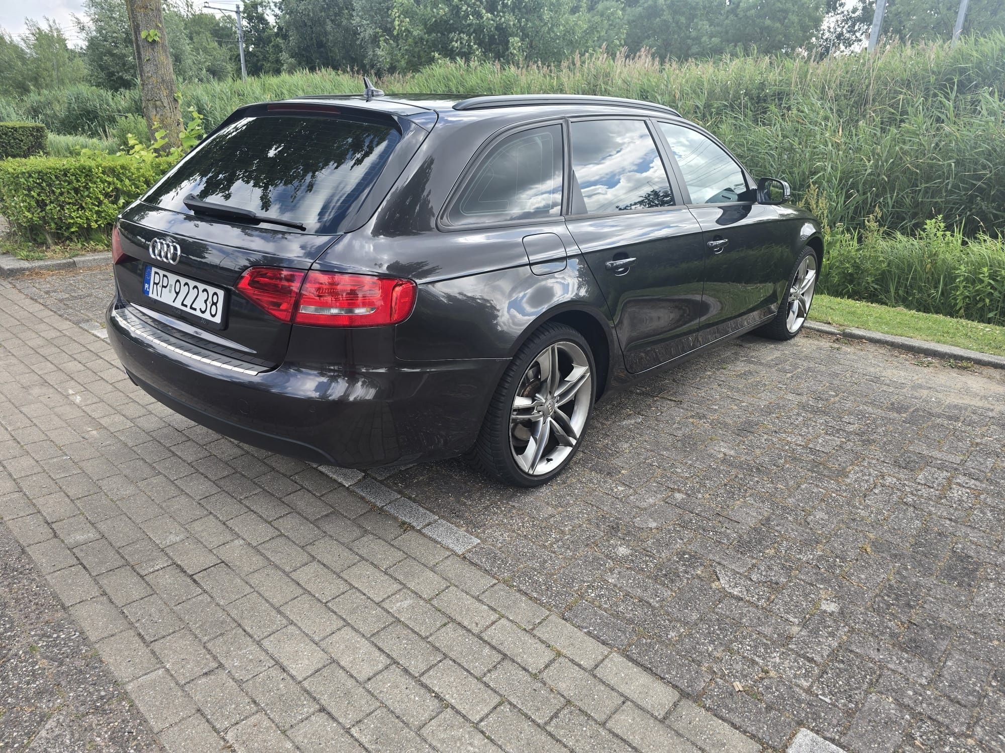 Audi A4b8 Avant 2.0tdi 2011r