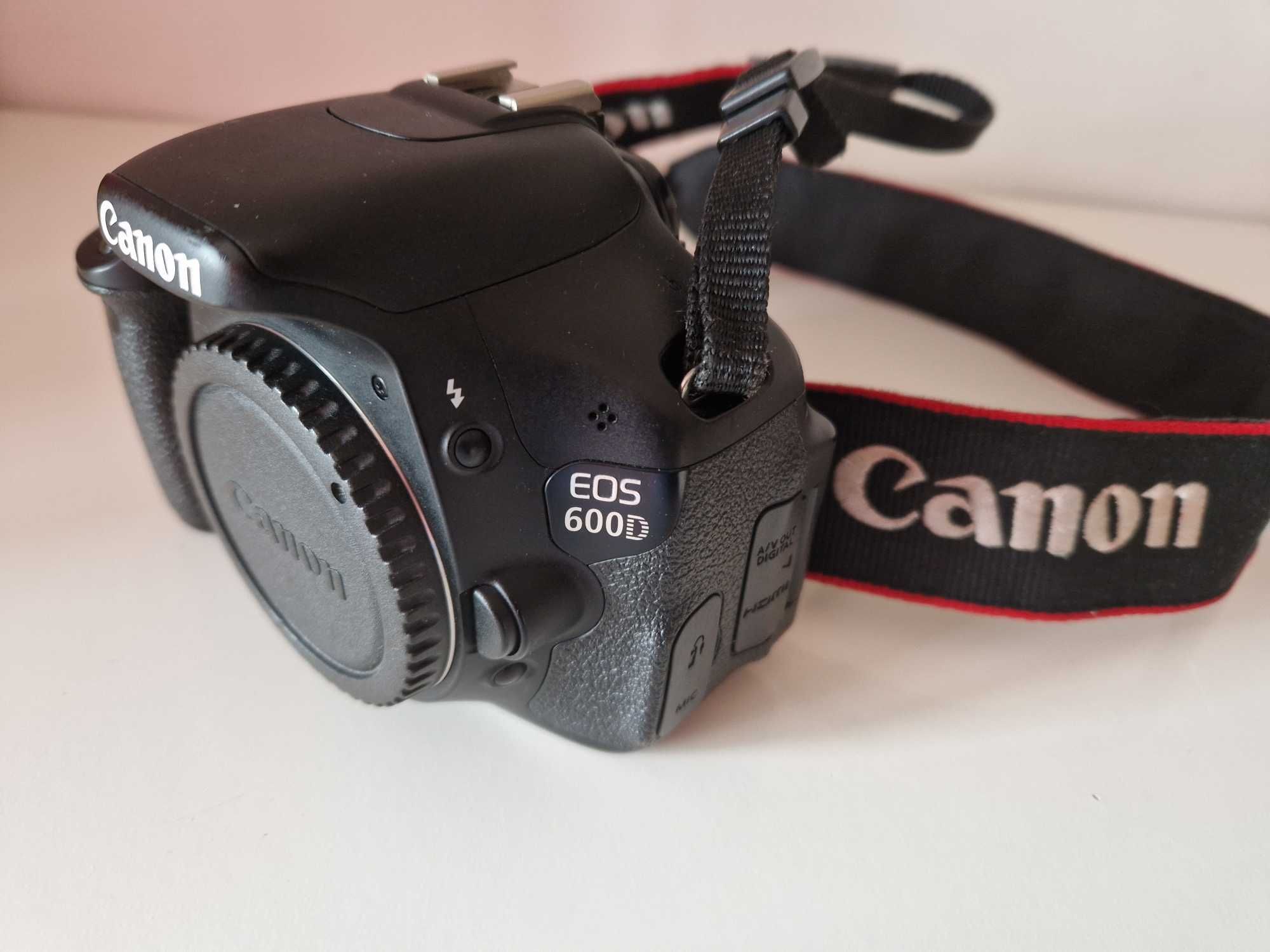 Canon EOS 600D como nova