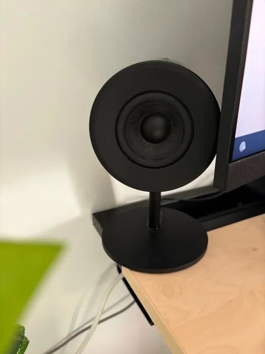 Colunas Razer Nommo