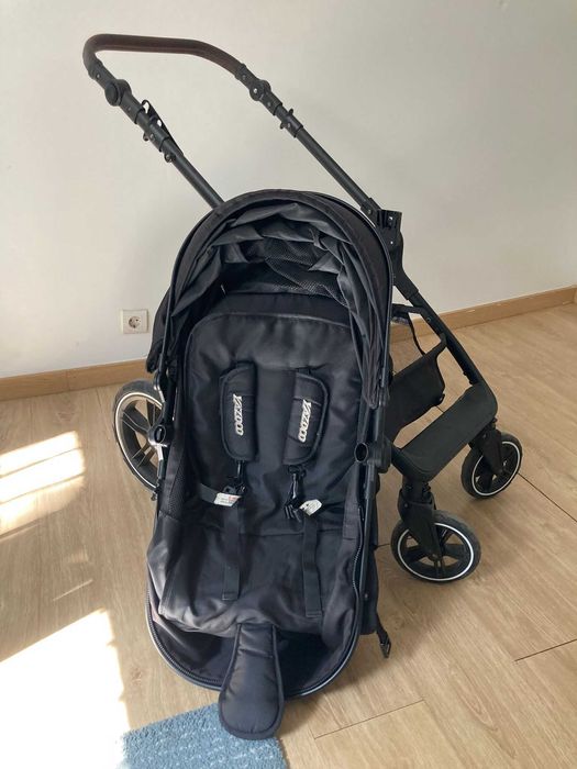 Carrinho de bebê + Canguru.