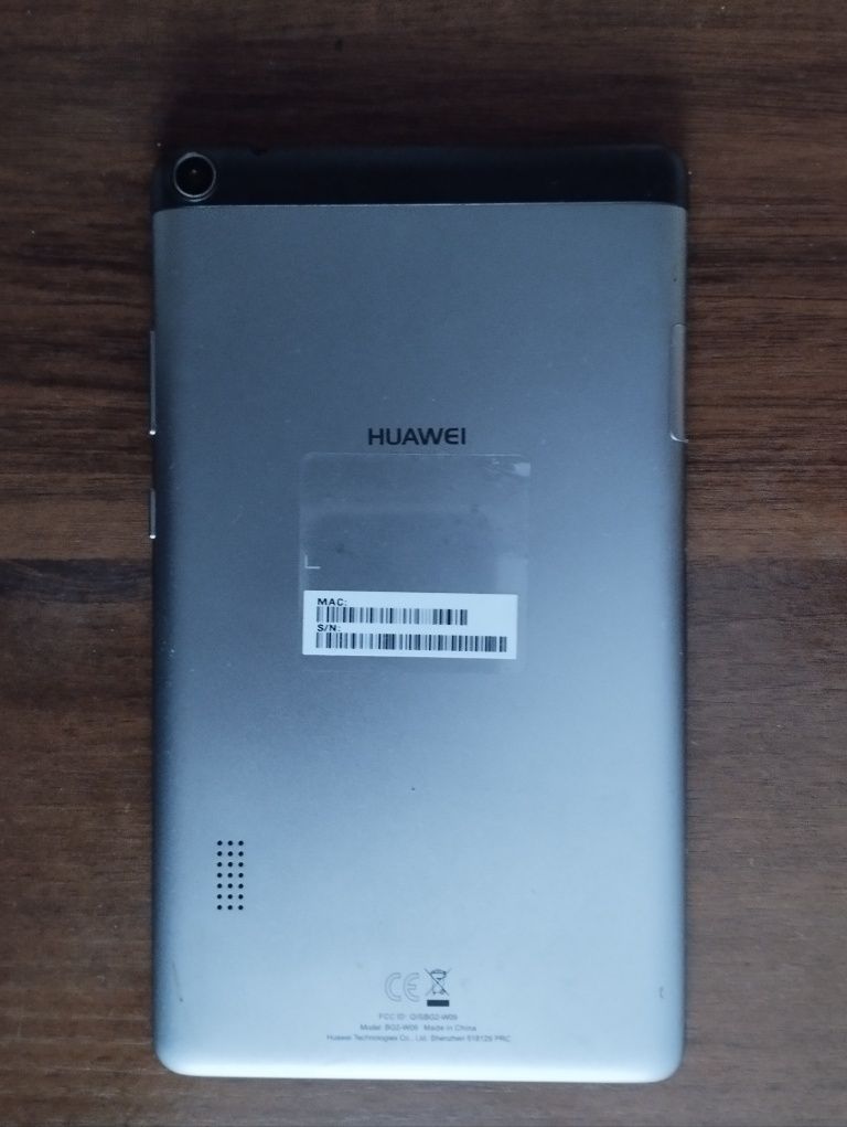 Планшет HUAWEI model BG2-W09