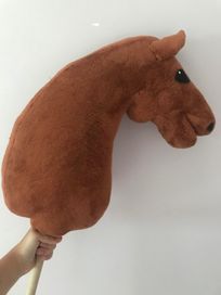 Karmelowy hobby horse A3