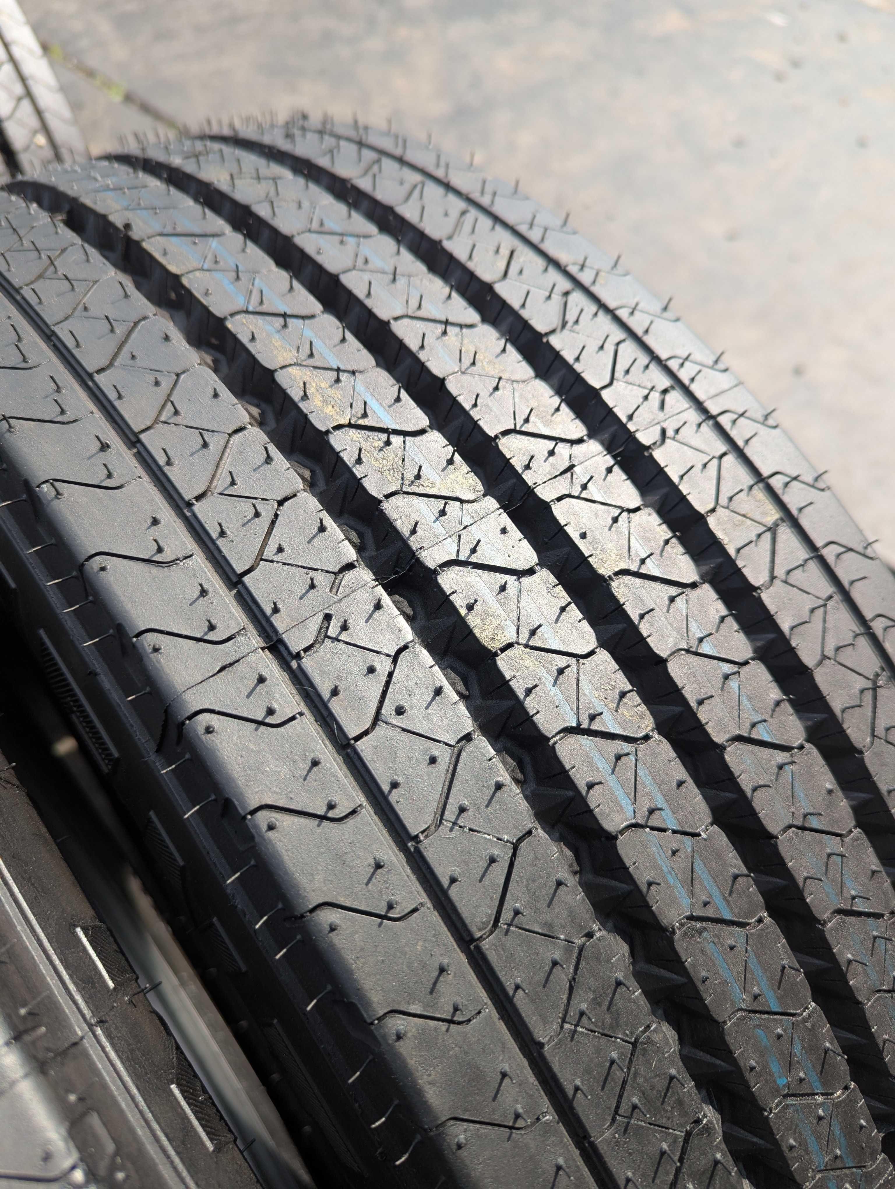 235/75R17.5 Continental LSR1+ przód