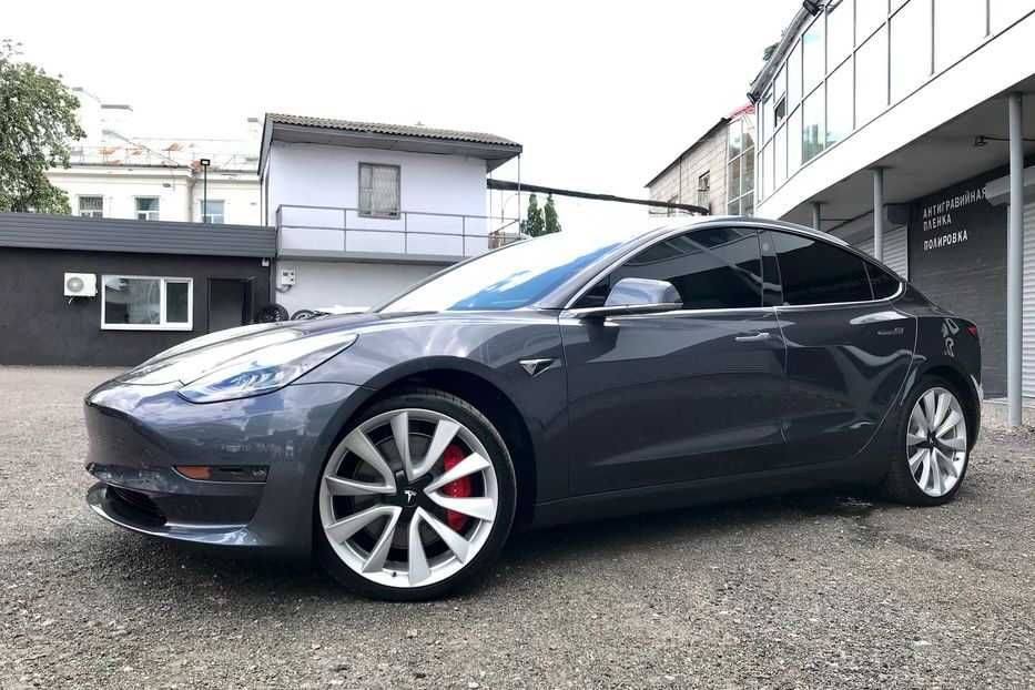 Tesla Model 3 Dual Motor 2020