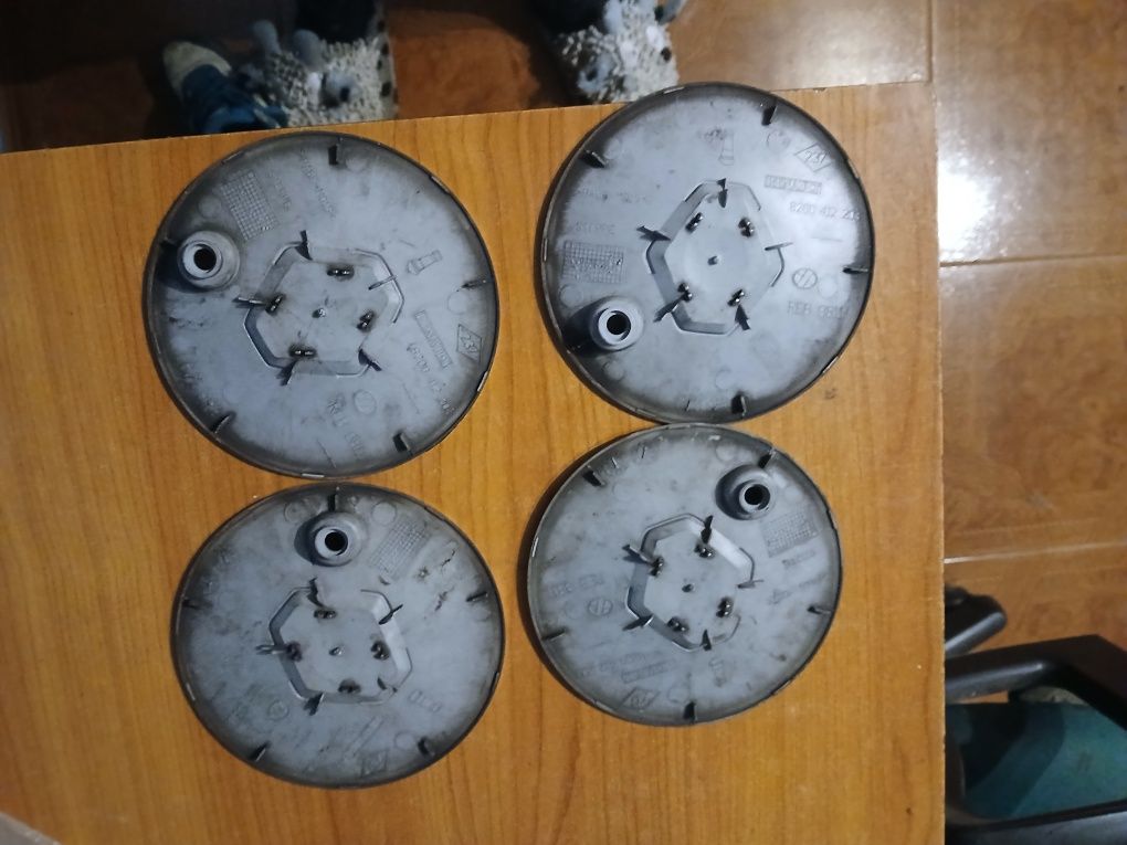 Tampas para às jantes de alumínio