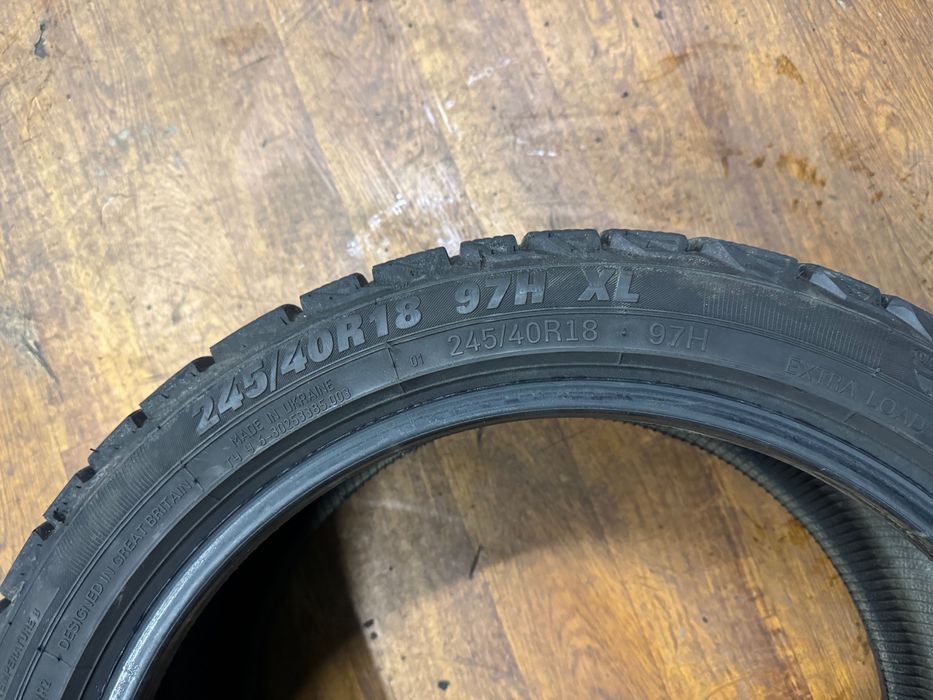 Майже нова гума 245 40 18