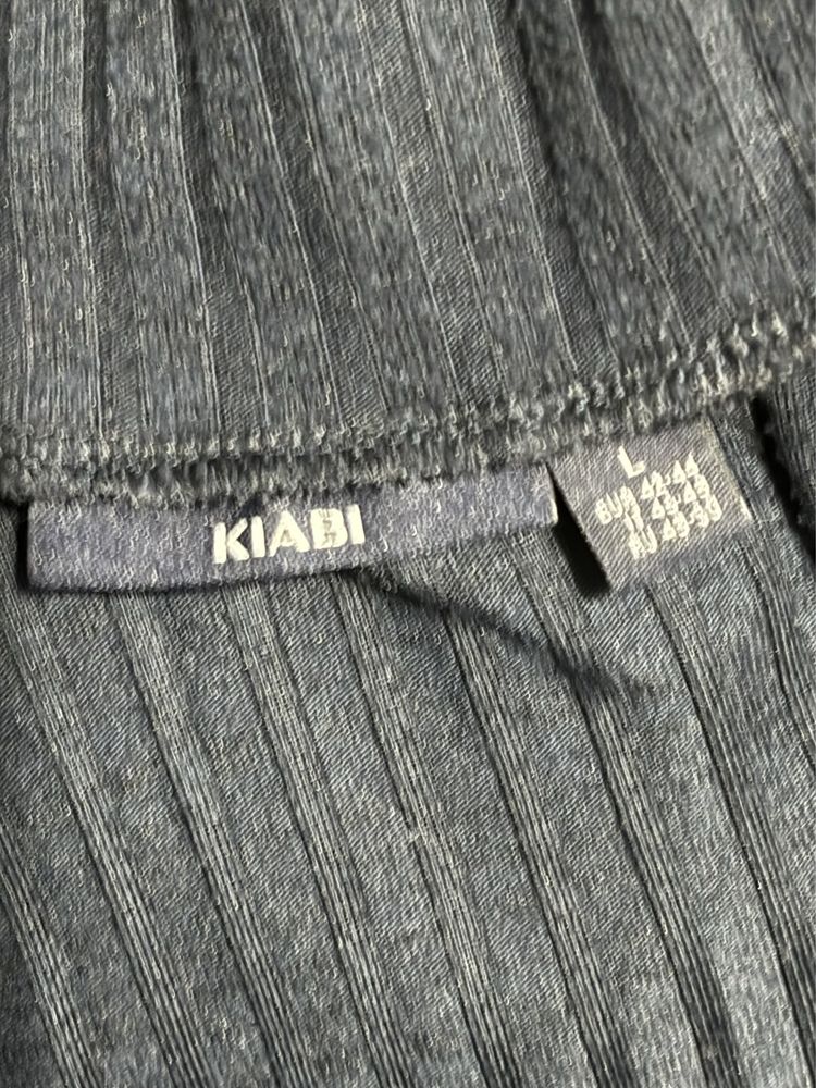 Sweter z półgolfem roz.L Kiabi