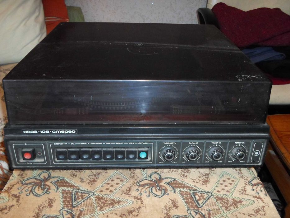 Виниловый проигрыватель ВЕГА 108 стерео (отсутствует игловой блок).