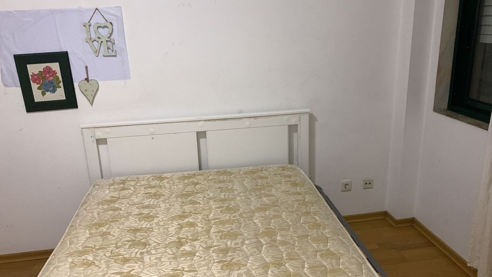 Quarto para arrendar nos Fidalguinhos. Barreiro