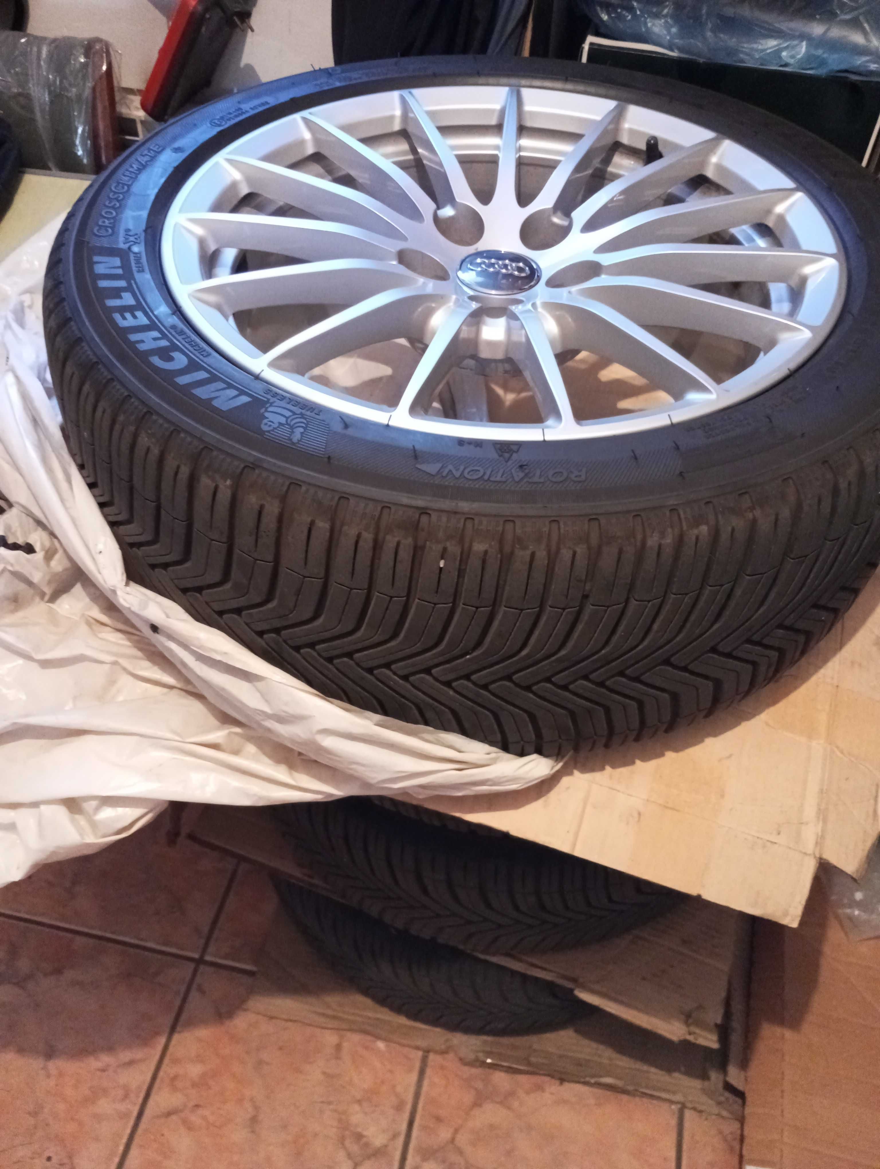 Koła 17 audi a5 8F a4b8, lekkie,oem,całoroczne 235/45.Zestaw jak nowy.